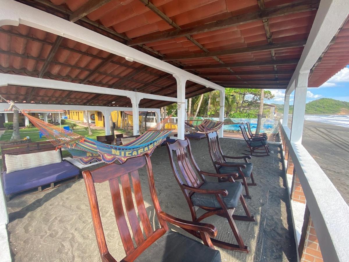 Solid Surf Camp Hostel Nicaragua Transito Eksteriør bilde