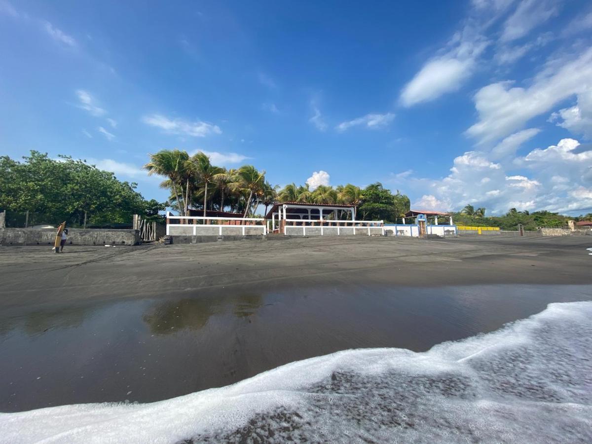 Solid Surf Camp Hostel Nicaragua Transito Eksteriør bilde