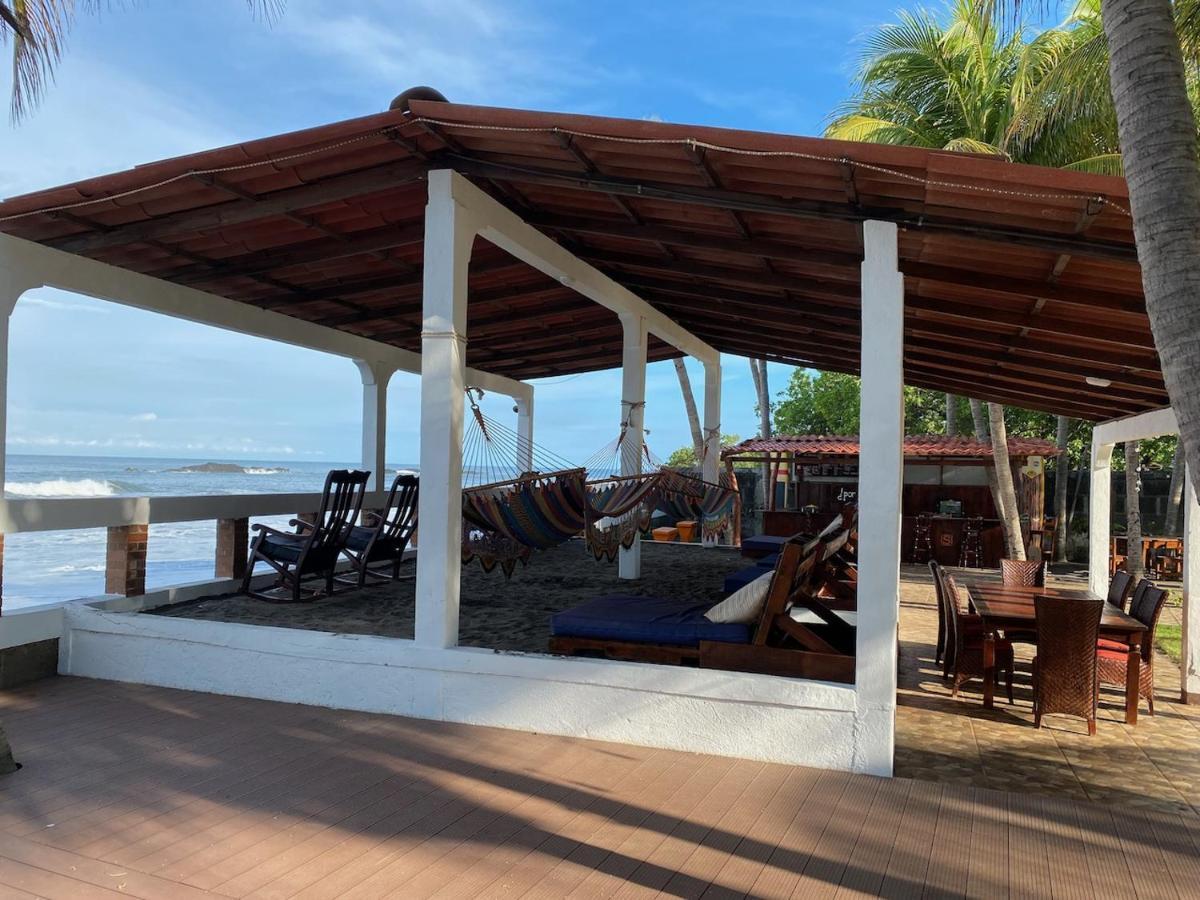 Solid Surf Camp Hostel Nicaragua Transito Eksteriør bilde