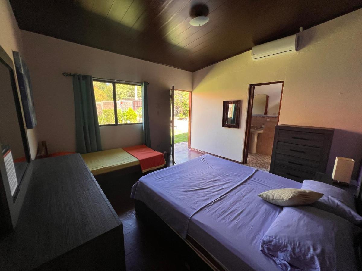 Solid Surf Camp Hostel Nicaragua Transito Eksteriør bilde