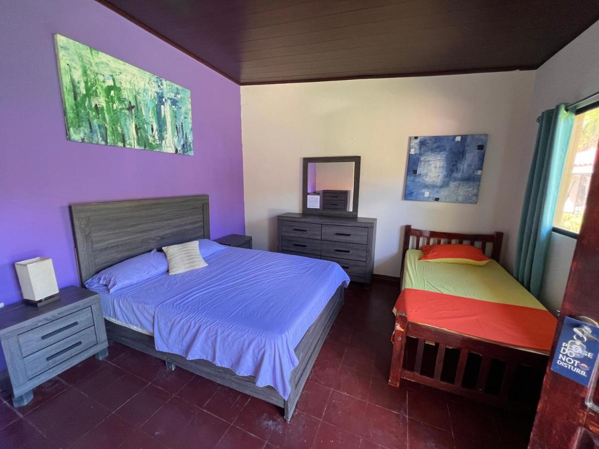 Solid Surf Camp Hostel Nicaragua Transito Eksteriør bilde